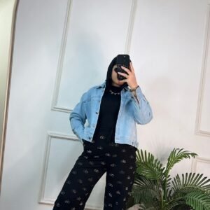 جاكت جينز قصير